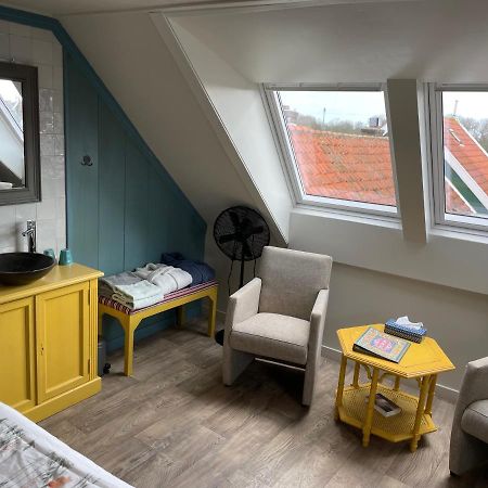 Bed And Breakfast De Pepersteeg Marken Exterior foto