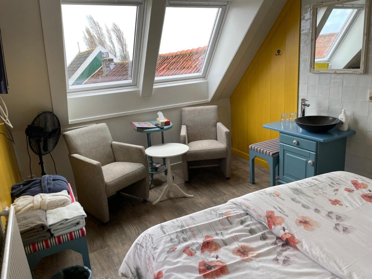 Bed And Breakfast De Pepersteeg Marken Exterior foto